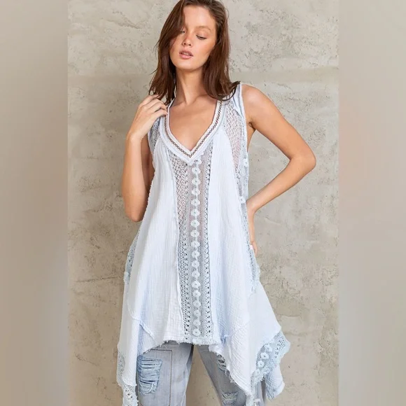 POL Bohemian Sky Blue Crochet Lace Tunic Top - Picture 2 of 4